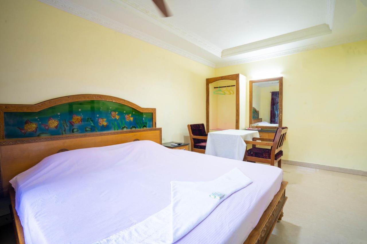 Hotel Tamilnadu, Courtallam I Kuttalam  Exterior photo
